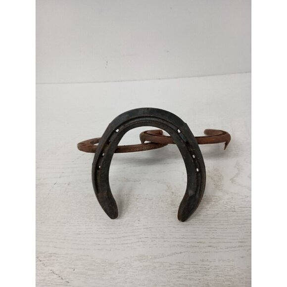 VTG 1970s Cast Iron Horse Shoe Book Holder Display Rustic Industrial Equastrian - Picture 9 of 11